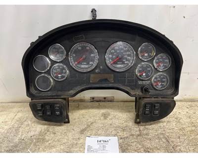 International 3868156F91 Instrument Panel Cluster for a International Prostar