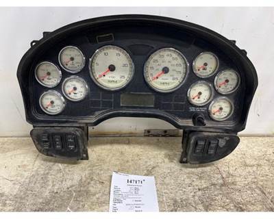 International 3868196C93 Instrument Panel Cluster for a International Prostar