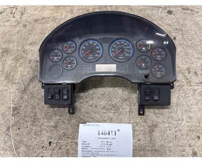 International 3868370C91 Instrument Panel Cluster for a International DuraStar 4300