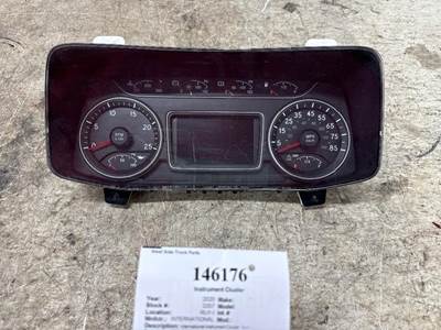 International 4093454C1 Instrument Panel Cluster for a International LT625