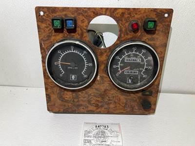 Kenworth K176-8476 Instrument Panel Cluster