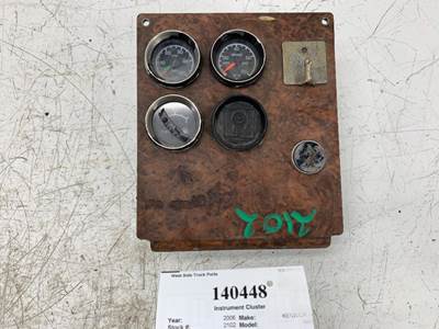 Kenworth Q43-1058-10 Instrument Panel Cluster for a Kenworth T600