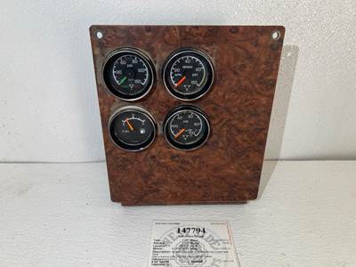 Kenworth Q43-1058-10 Instrument Panel Cluster for a Kenworth T800