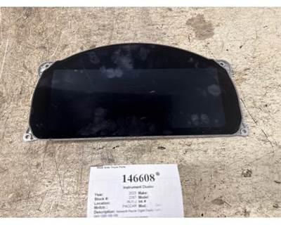 Paccar Instrument Panel Cluster for a Kenworth T880