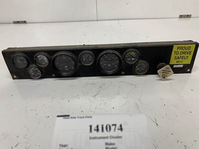 Mack MR688S Instrument Panel Cluster