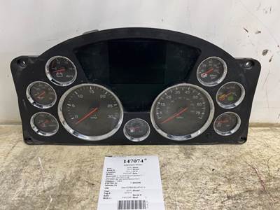 Paccar Q43-1133-1-1-106 Instrument Panel Cluster for a Kenworth T680