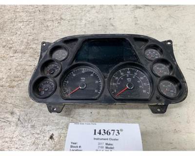 Paccar Q43-6057-1-2-109B Instrument Panel Cluster for a Peterbilt 567