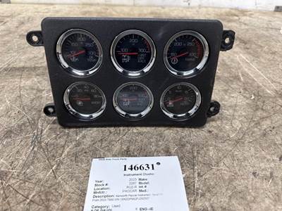 Paccar S64-1284-0600 Instrument Panel Cluster for a Kenworth T880