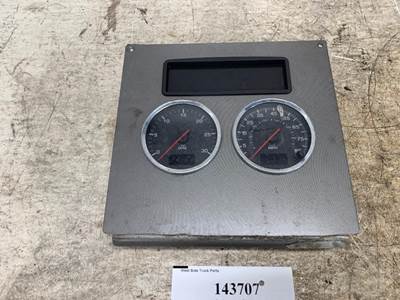 Paccar S64-1294-1100 Instrument Panel Cluster for a Kenworth T270