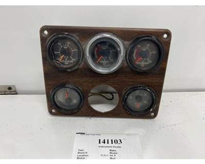 Freightliner FLD120 Gauge Cluster with Fuel, Primary and Secondary Air
