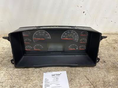 Volvo 21844837-P01 Instrument Panel Cluster for a Volvo VNL