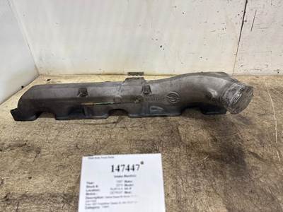 Detroit 23517435 Intake Manifold for a Freightliner CLASSIC XL