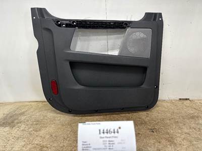 Freightliner A18-71390-006 Left Interior Door Panel for a Freightliner CASCADIA 125BBC