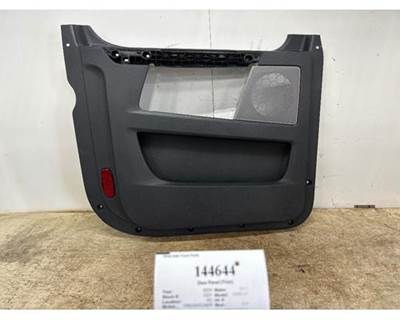 Freightliner A18-71390-006 Left Interior Door Panel for a Freightliner CASCADIA 125BBC