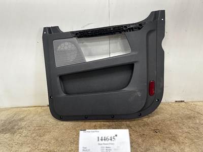 Freightliner A18-71390-007 Right Interior Door Panel for a Freightliner CASCADIA 125BBC