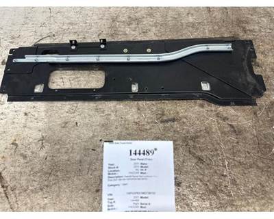 Paccar R25-6067R Right Interior Door Panel for a Peterbilt 389