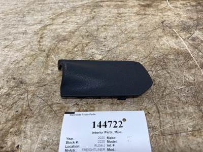 Freightliner 18-68720-002 Left Interior Part for a Freightliner CASCADIA 126