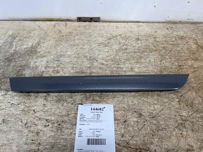 Freightliner 18-68732-001 Right Interior Part for a Freightliner CASCADIA 126