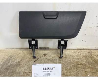 Used 2019 Freightliner Cascadia 126 Door Panel Trim, Part # 18-68884-001