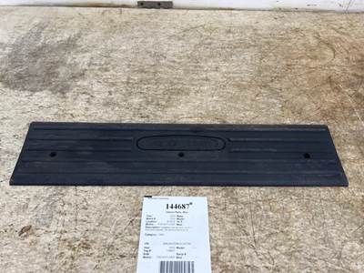 Freightliner 18-69143-000 Interior Part for a Freightliner CASCADIA 126