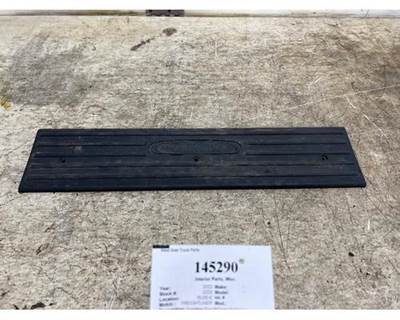 2022 Freightliner Cascadia 126 Door Sill Cover, Part # 18-69143-000