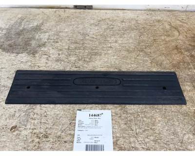 2020 Freightliner Cascadia 126 Door Sill Cover, Part # 18-69143-000