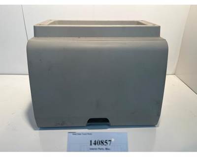 Used Freightliner Right Sleeper Cabinet, Part # A18-72305-001
