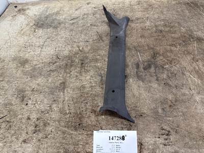 Mack 28QS5181M Interior Part for a Mack CXU613