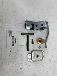 International 430604002 Latch / Lock