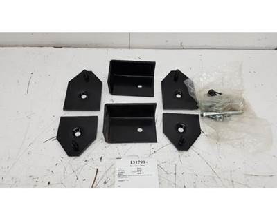 Westin Step Bar Mounting Kit for 1992 Chevy Suburban, Part # 46-0644