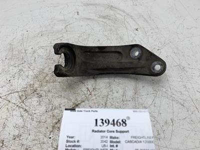 Freightliner 05-30581-000 Left Radiator Core Support for a Freightliner CASCADIA 125BBC