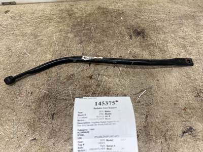 Freightliner A05-33232-000 Right Radiator Core Support for a Freightliner CASCADIA 126