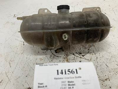 Freightliner 05-23045-000 Radiator Overflow Bottle / Surge Tank for a Freightliner COLUMBIA 120