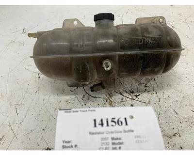 Freightliner 05-23045-000 Radiator Overflow Bottle / Surge Tank for a Freightliner COLUMBIA 120