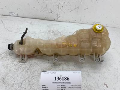 Freightliner 1165834S02 Radiator Overflow Bottle / Surge Tank for a Freightliner CASCADIA 125BBC