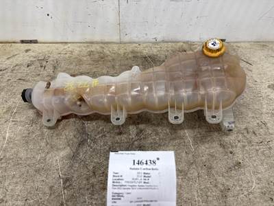 Freightliner A05-32836-000 Radiator Overflow Bottle / Surge Tank for a Freightliner CASCADIA 126