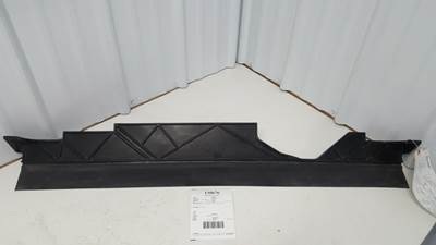 Volvo 20476778 Radiator Shroud
