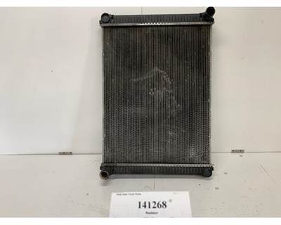 Freightliner BHTB9423 Radiator for a Freightliner M2 106