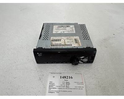 Freightliner A22-74385-000 Radio for a Freightliner CASCADIA