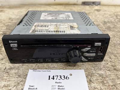 Freightliner A22-74387-000 Radio for a Volvo VNL