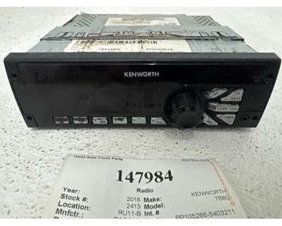 Paccar PP105266-5403211 Radio for a Kenworth T680