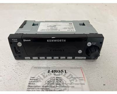 Paccar PP107180-7103211200 Radio for a Kenworth T680