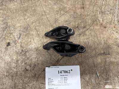 Cummins 4995602 Rocker Arm for a International MV607