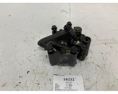 Paccar 1945026 Rocker Arm for a Kenworth T880
