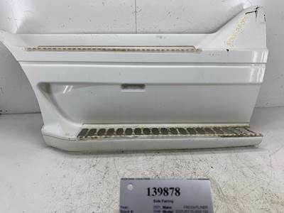 Freightliner 22-42338-009 Fairing for a Freightliner CENTURY CLASS 120