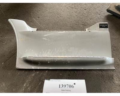 Freightliner 22-68134-000 Fairing for a Freightliner CASCADIA 125BBC