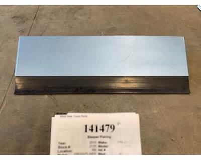 Freightliner A22-67506-005 Right Sleeper Fairing for a Freightliner CASCADIA