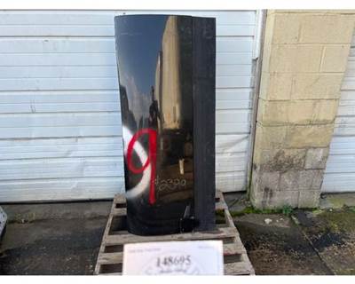 Paccar R33-1214 Left Sleeper Fairing for a Kenworth T680