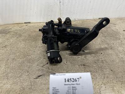 Bosch 4533003941 Steering Gear / Rack for a Freightliner CASCADIA 126