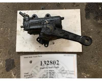 TRW/ROSS THP60010 Steering Gear / Rack for a Freightliner CASCADIA 125BBC